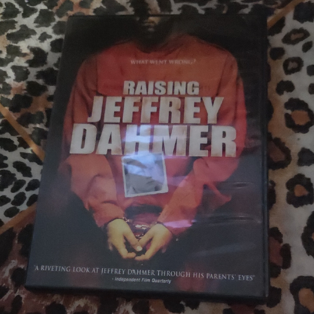 🍿2 For $10🍿Raising Jeffrey Dahmer DVD